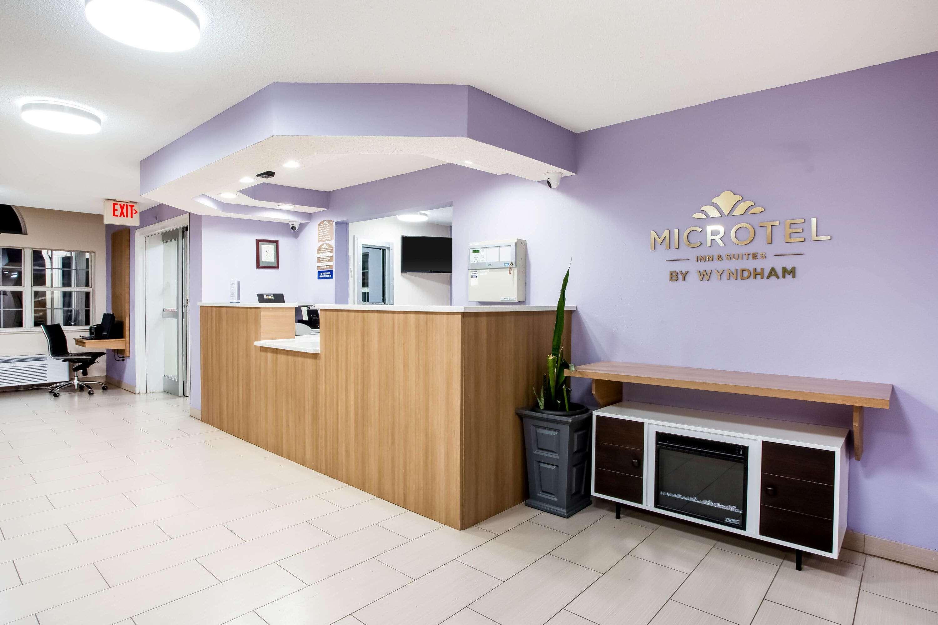 Microtel Inn & Suites By Wyndham Southern Pines Pinehurst Exterior foto